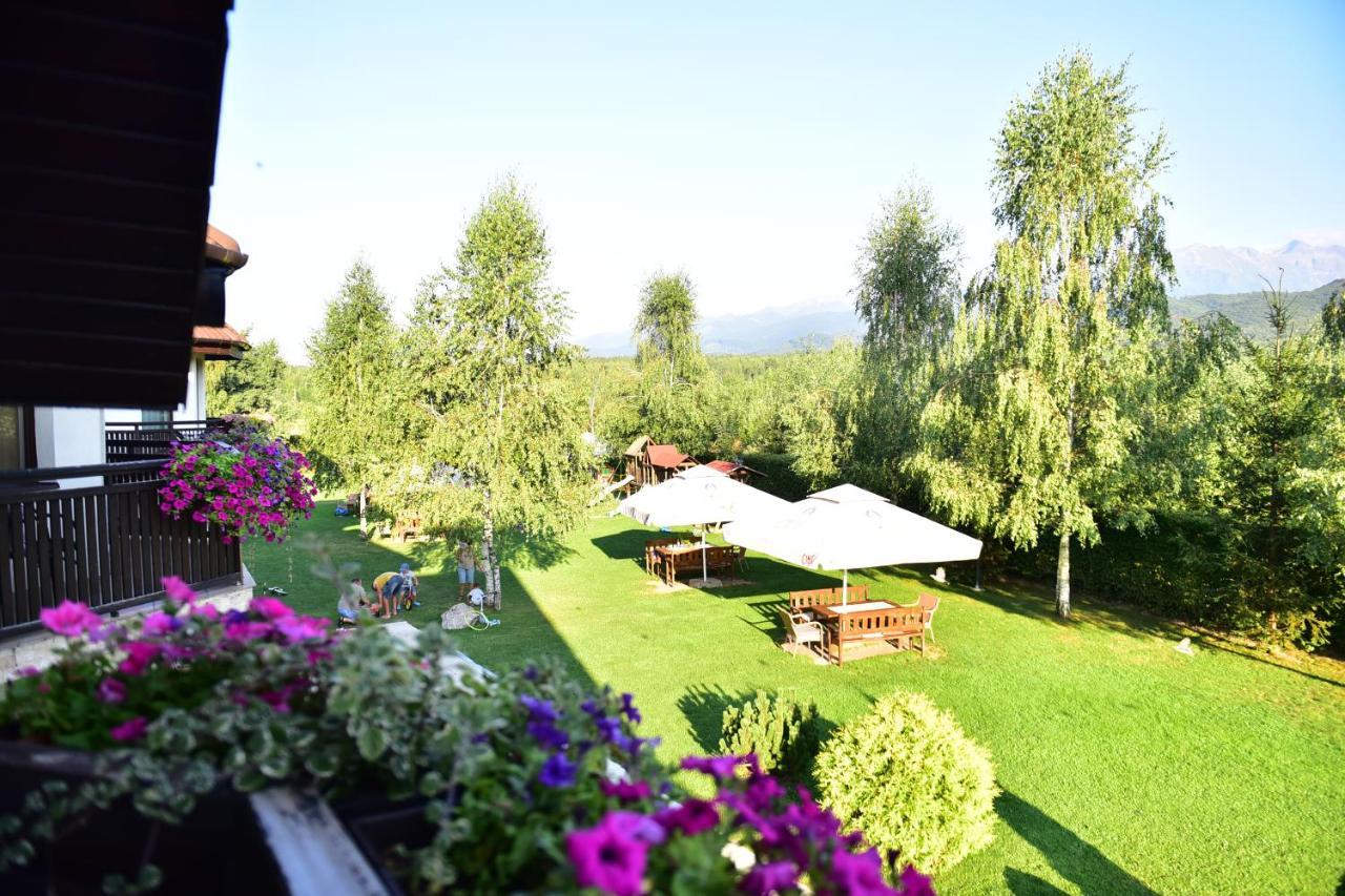 Natura Family Resort Avrig Exterior foto